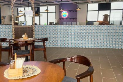 The Majestic Pizza: Crafted with Love