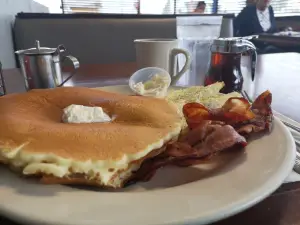 Dave's Of Milton
