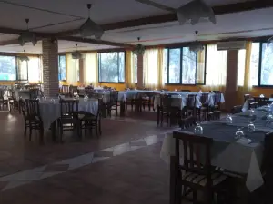 Aurora ristorante-pizzeria-paninoteca