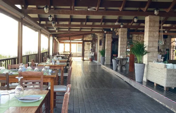 La Mer Restaurant