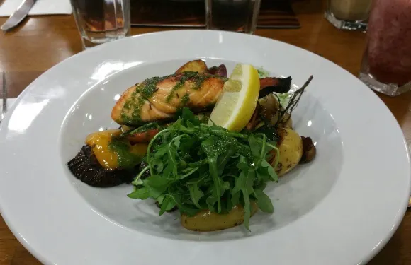 Walnuts Cafe Bistro