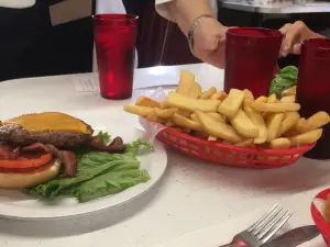 Val's Burgers