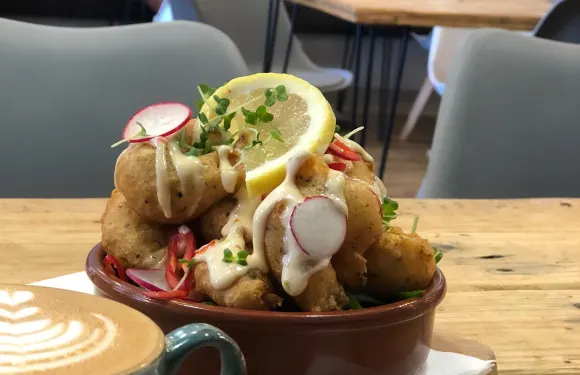 Railway St. Cafe & Brew Bar
