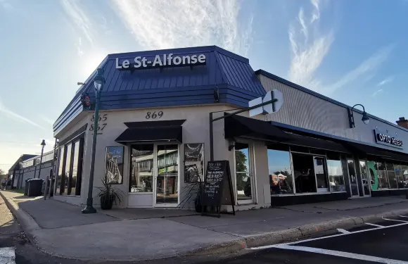 Le St-Alfonse Resto-Pub