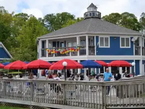 Signals Caribbean Grille