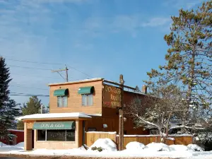 Don & GG's Food & Spirits