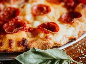 Strong's Brick Oven Pizzeria