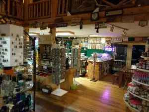 Route 66 Snowboard and Ski Shop