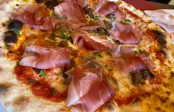 Pizzeria Bar Gelateria al Ponte
