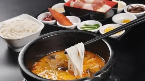 TIAN AI GUO QIAO MI XIAN in เฉิงตู
