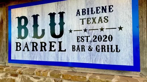 Blu Barrel Bar & Grill in Абилин