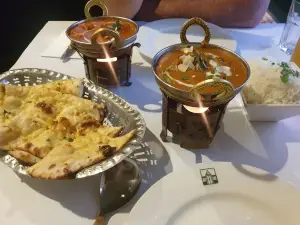 Tandoor & Curry Hut Indian Restaurant