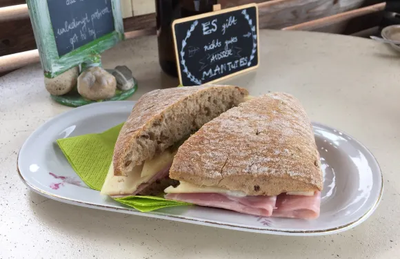 Bistro Pistache