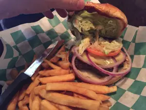 Mulligan's Pub