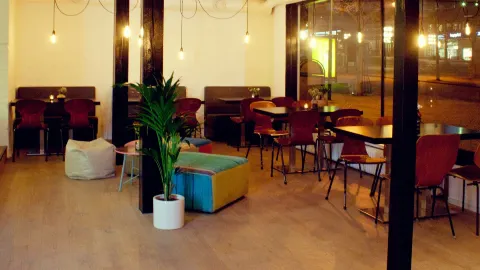 Ebbes Mat & Dryck in เบลคิงเง