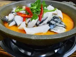 九洲石锅鱼店(从江店)