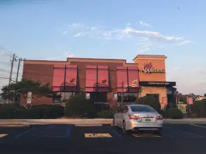 Applebee's Grill + Bar