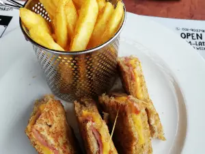 Ollie's Pub and Grill