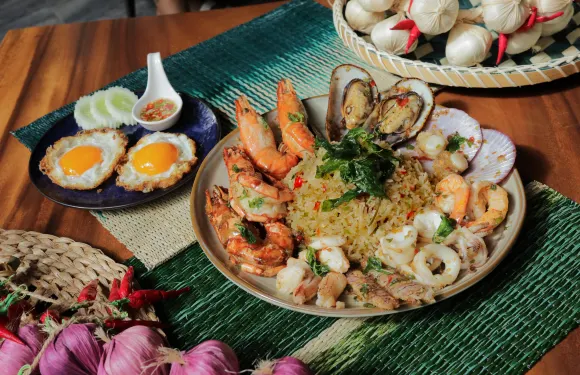 Pad Lay - Thai Seafood & Breakfast