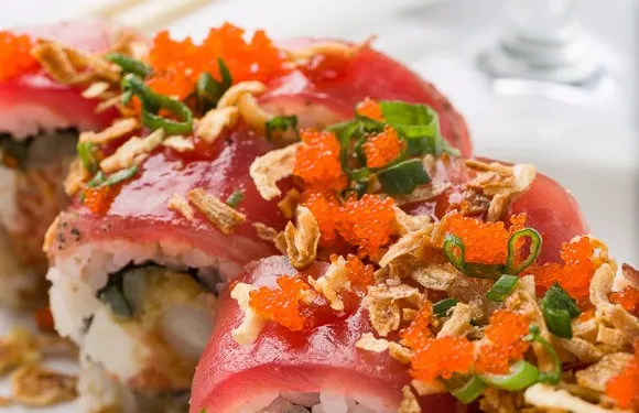Tsunami Sushi