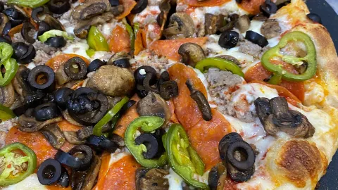 Black Hills Burger & Pizza Co. in Custer