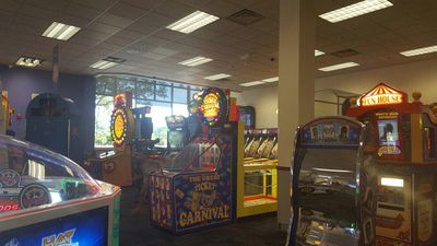 Chuck E. Cheese