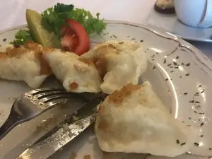 Cela Pod Roza