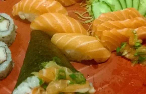 Naag Temakeria + Japonês