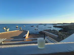 Paupa Bar Restaurant