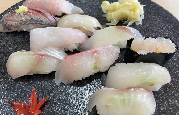 Tsuruzushi