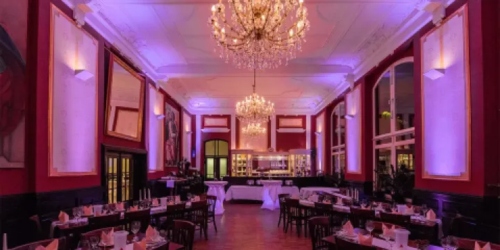 Kulinarischer Bahnhof Lukas