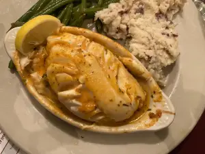 J's Corner Restaurant & Lounge