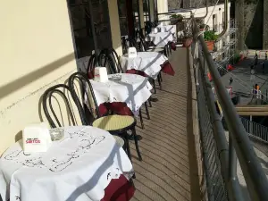 Byron Bar