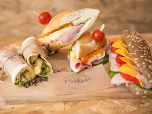 Yummy Sandwich Coffee & Snacks