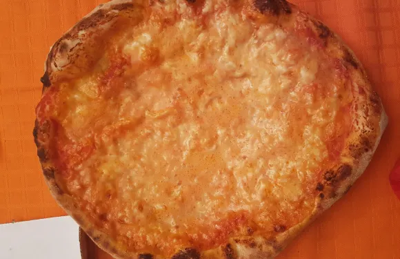 Un Mondo Di Pizza SNC