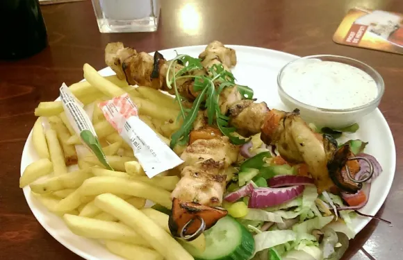 Cafe Restaurant Q Global Kitchen