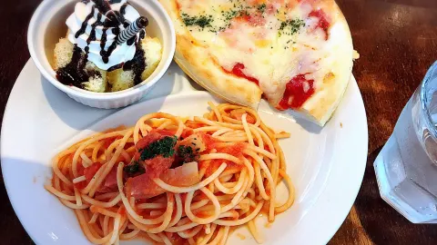 プレストンカフェ 千葉ニュータウン店 in 印西