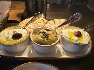 Kelari Taverna & Bar