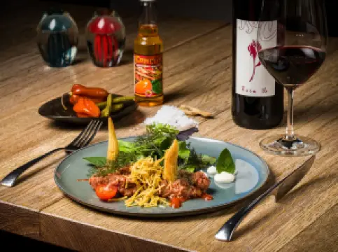 Coast Restaurant & Weinbar