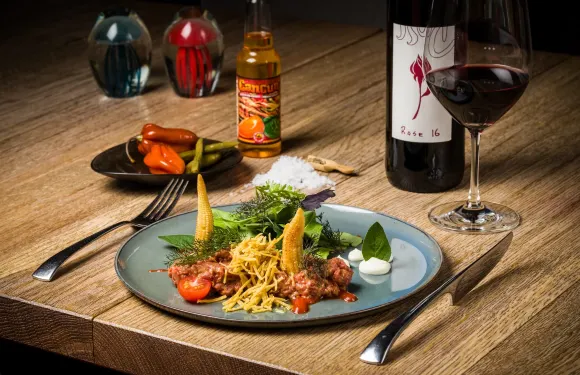 Coast Restaurant & Weinbar