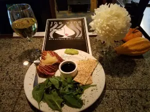 The Vine Beer & Wine Lounge
