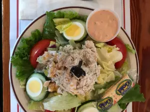 Harvey's 4th Street Grill