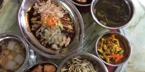 Fatty loh chicken rice