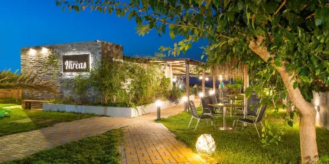 Nireas beach bar restaurant