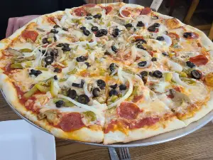 Luisa's Italian Restaurant and Pizzeria