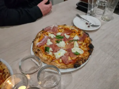 Allegria Cafe Deli Pizza