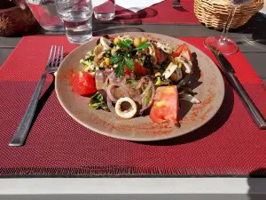 Le Bastion Bar & Restaurant