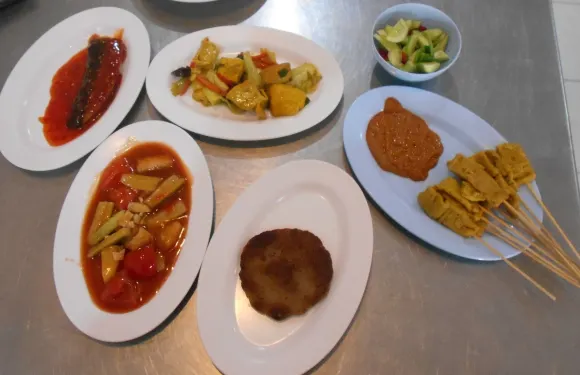 Thummachart Vegetarian Food
