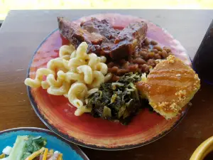 Emzara's Buffet
