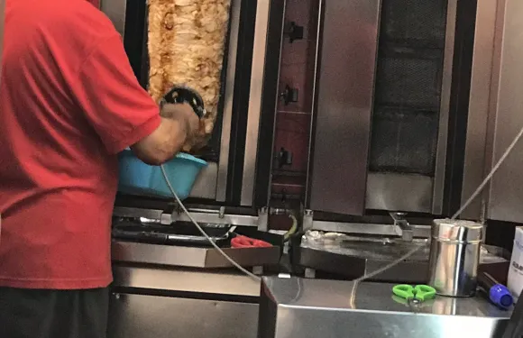 Desi Naan Kebab Indian Takeaway